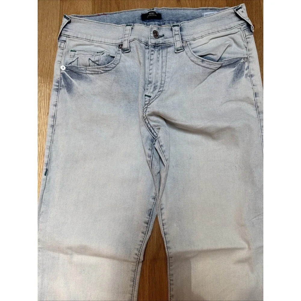 True Religion Ricky Jeans Men's 34XL33 Light Blue Relaxed Straight Leg
